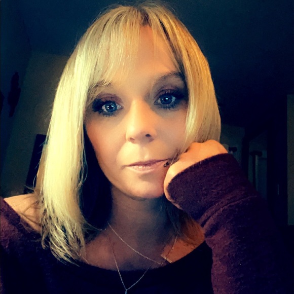 Meet your Posher, Misty - Picture 1 of 1